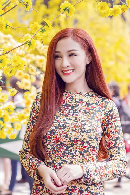 coi-hinh-girl-xinh-chup-choet-dip-tet 13