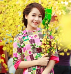 Coi hình girl xinh, hình hot girl “chụp choẹt” dịp tết