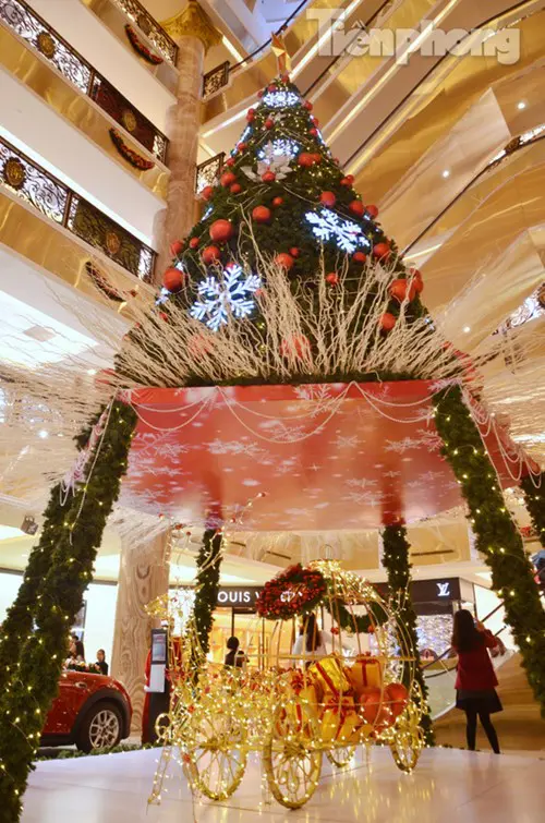 hinh-noel-o-ha-noi-7