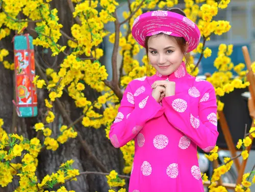 10-hinh-girl-xinh-chup-anh-tet-nhin-da-me-1