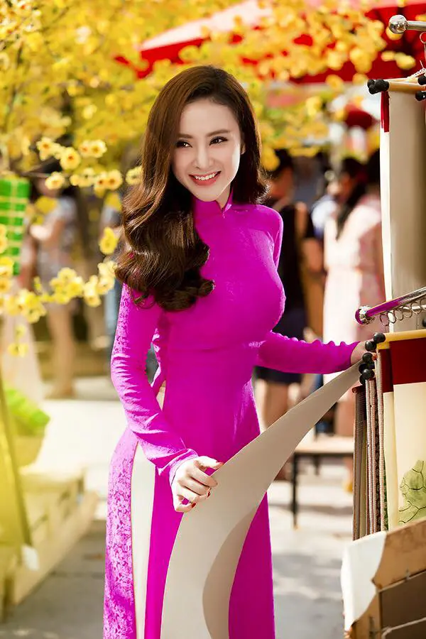 Tải hình ảnh girl xinh mặc áo dài chụp ảnh tết