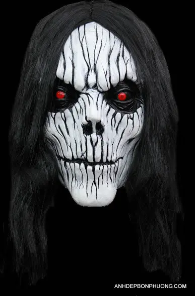 mat-na-halloween-doc-ghost-possession