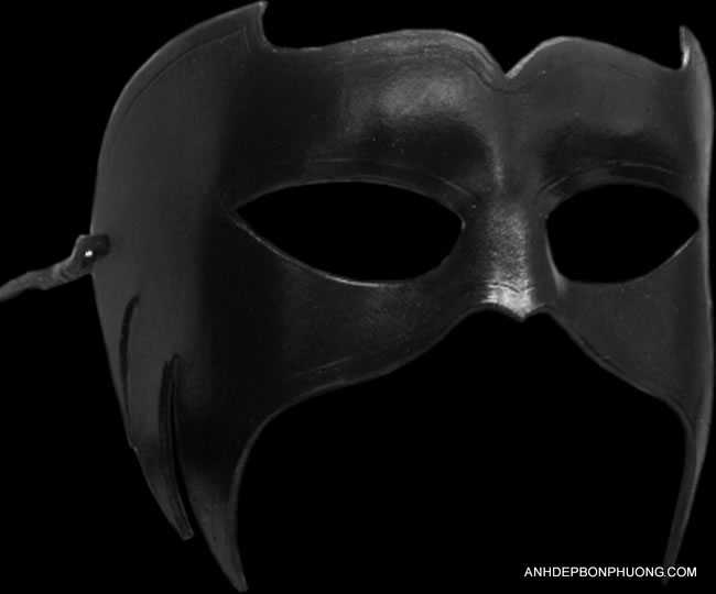 mat-na-le-hoi-halloween-leather-masks-raven-leather