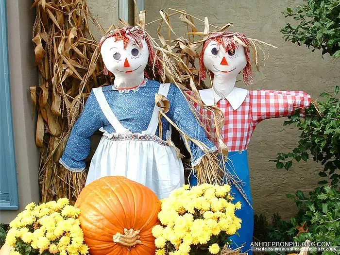 trang-tri-halloween-cho-quan-cafe