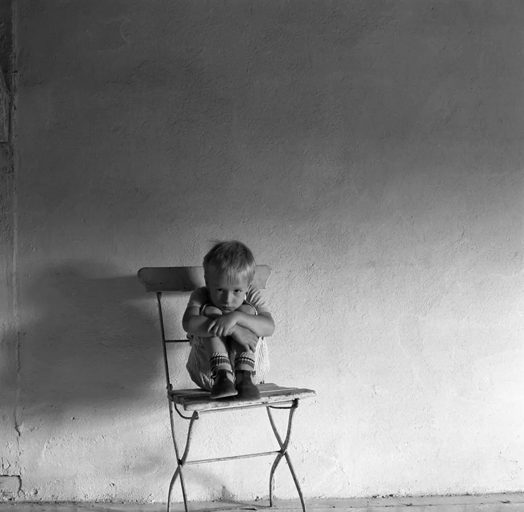 anh-buon-mot-minh-lonely-03