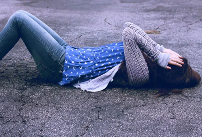 anh-buon-va-khoc-cry-crying-12