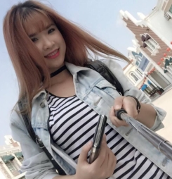 Ảnh ca sĩ Khởi My dễ thương nhí nhảnh