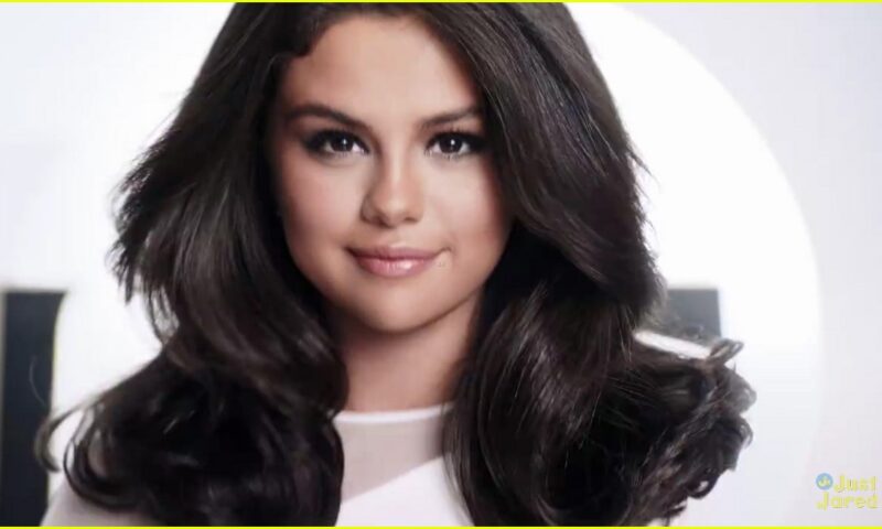 Ca sĩ Selena Gomez
