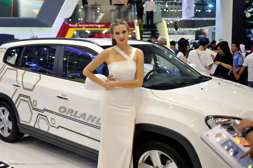 chan-dai-hot-girl-pg-motor-show-dep-08