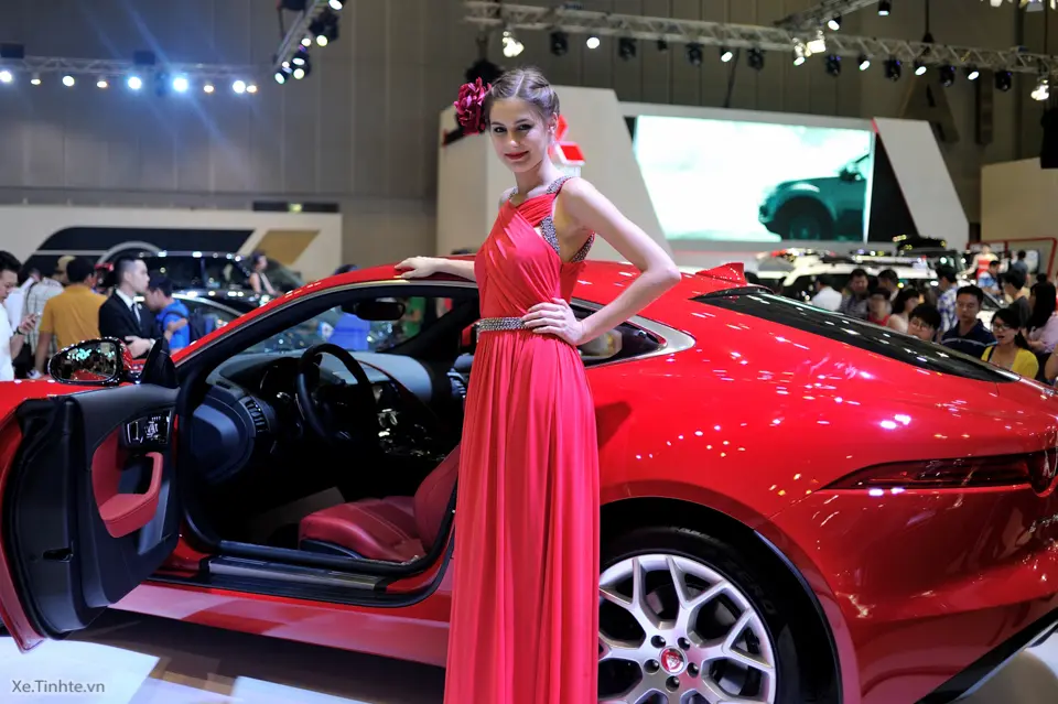 chan-dai-hot-girl-pg-motor-show-dep-23