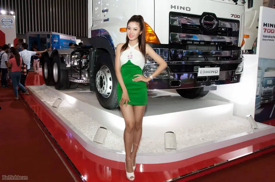 chan-dai-hot-girl-pg-motor-show-dep-28