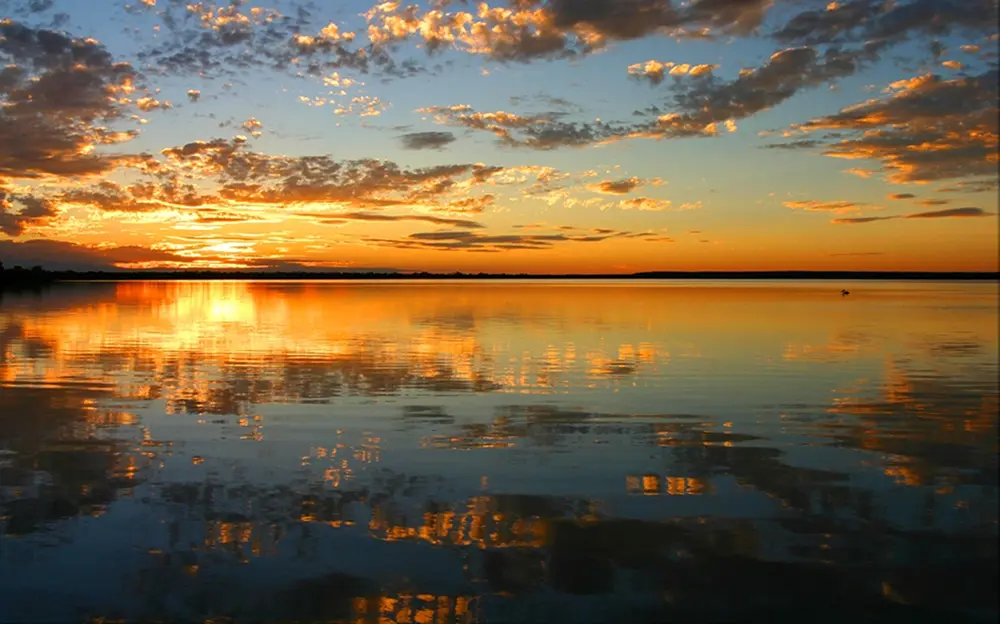 hinh-nen-ho-nuoc-tuyet-dep-12