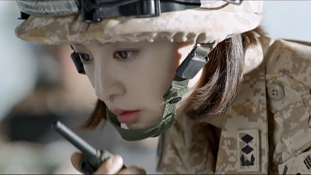 hinh-nen-phim-hau-due-mat-troi-Descendants-of-the-Sun-11