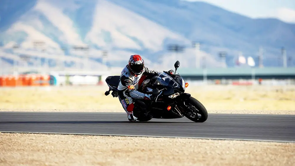 hinh-nen-xe-dua-moto-10