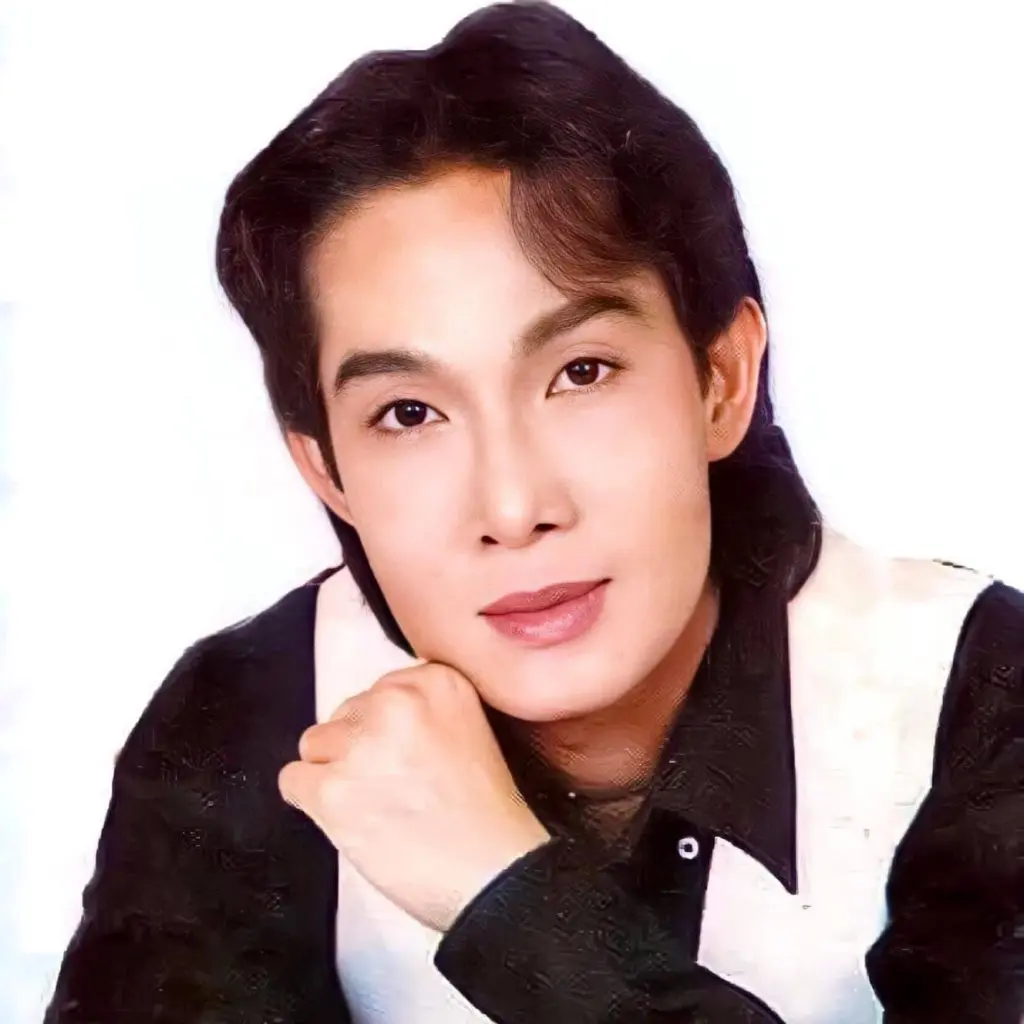 Những bức ảnh đẹp nhất của Nghệ Sĩ Ưu Tú Vũ Linh